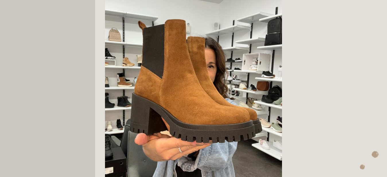 5 Bottes, 1 Jupe : Comment Transformer Ton Look en un Clin d’Œil 