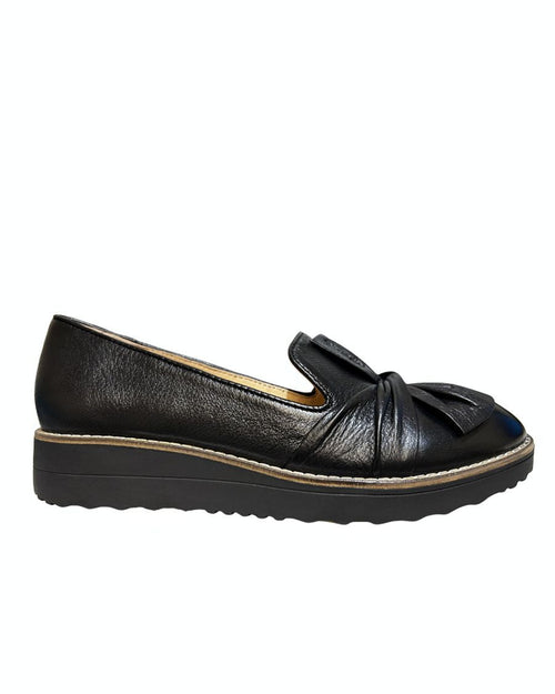 Chaussure noire tout-aller pour femme Oclem de Django et Juliette.