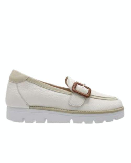 Chaussure blanche tout-aller pour femme ENVY de Tamara London.